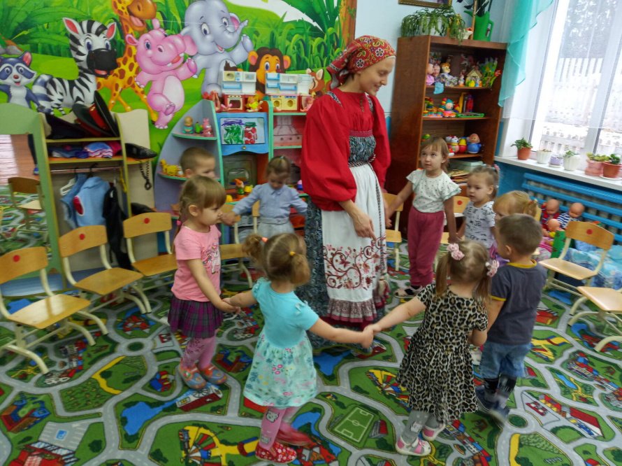 Игровая программа "Кузьминки"
