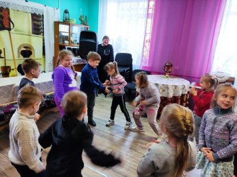 Познавательный час «Как бывало в старину»