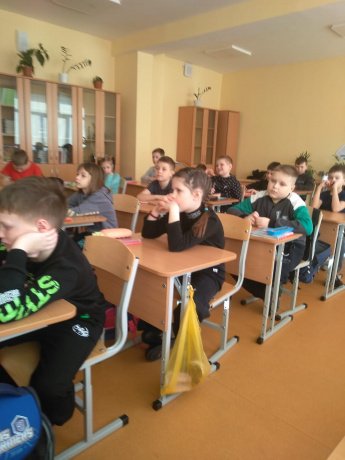 Информационный час «Родной язык - сила»