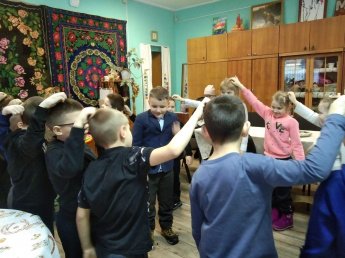 Познавательная программа «Святки от звезды до воды»