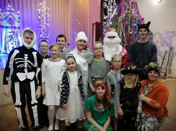 Новогодний детский утренник «Новогодние огни приглашают в сказку» 