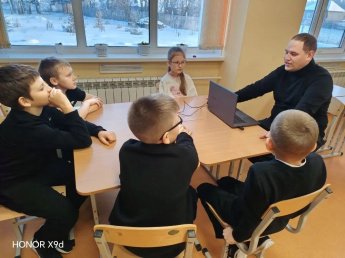 Развлекательная программа «Новогодние шалости»