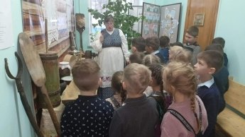 ''Мир дому твоему: традиции и обычаи''