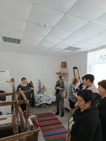 "О работе учреждений культуры с использованием местного материала"
