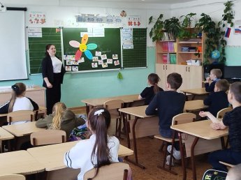Час общения «Жизнь прекрасна, не трать её напрасно»