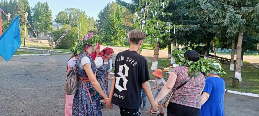 "Троицкие хороводы"