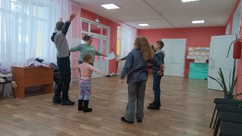 Игровая программа "Передай добро по кругу"