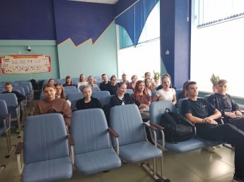 Информационный час «Ура, закончилась война!»