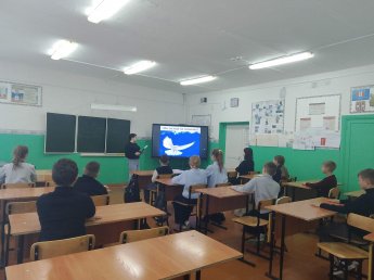 Тематический час «Нет фашизму!»