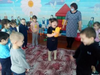 Познавательно-игровая программа "Винни-Пух и все, все, все"