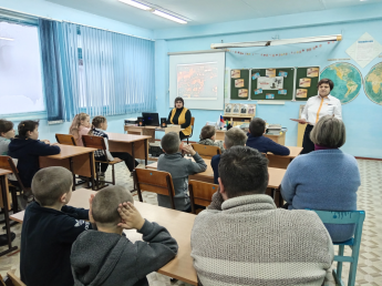 Патриотический час «Герои Отечества»