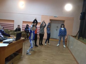 Танцевально-развлекательная программа «Танцы-повторянцы»