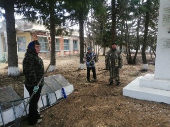 Патриотическая акция «Чистый памятник»