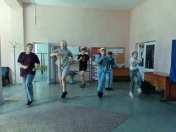 Игровая программа "Весёлые ритмы"