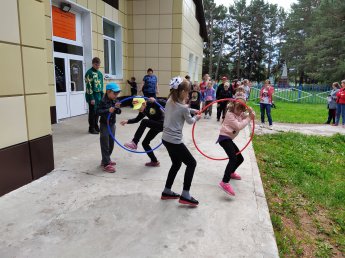 Спортивно-развлекательная программа «Сильные и ловкие»