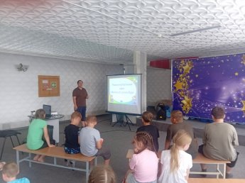 Развлекательная игра «Весёлый каламбур»