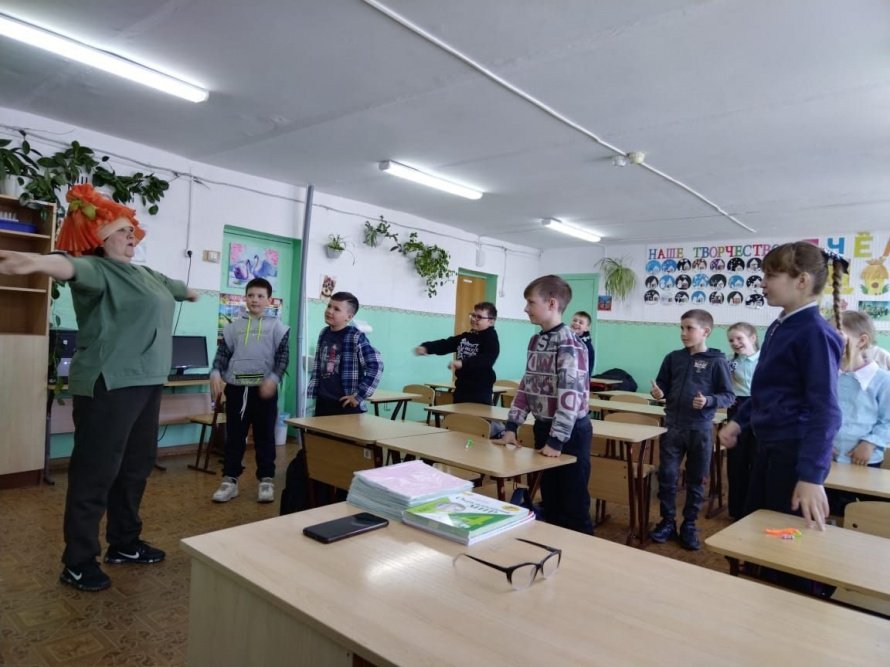 Игра-рассказ «Дети, как дома в интернете»