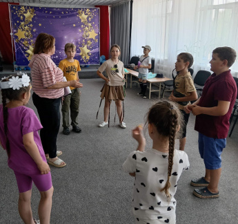Развлекательная программа «Ромашка на счастье»