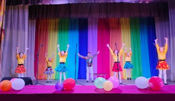 Праздничная  программа «Лето полное чудес»