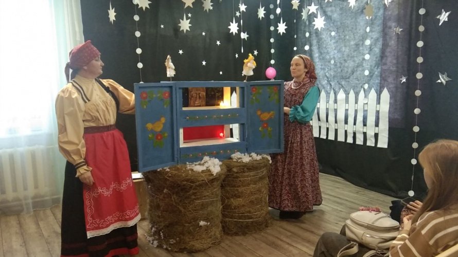 Кукольное представление "Рождественская история"
