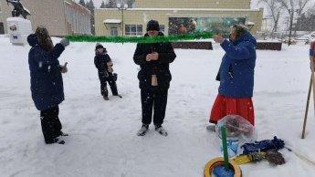 Игровая программа "Зимние эстафеты"