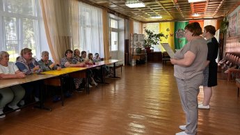 Познавательный час «Дары лета – Спасы: медовый, яблочный, ореховый»