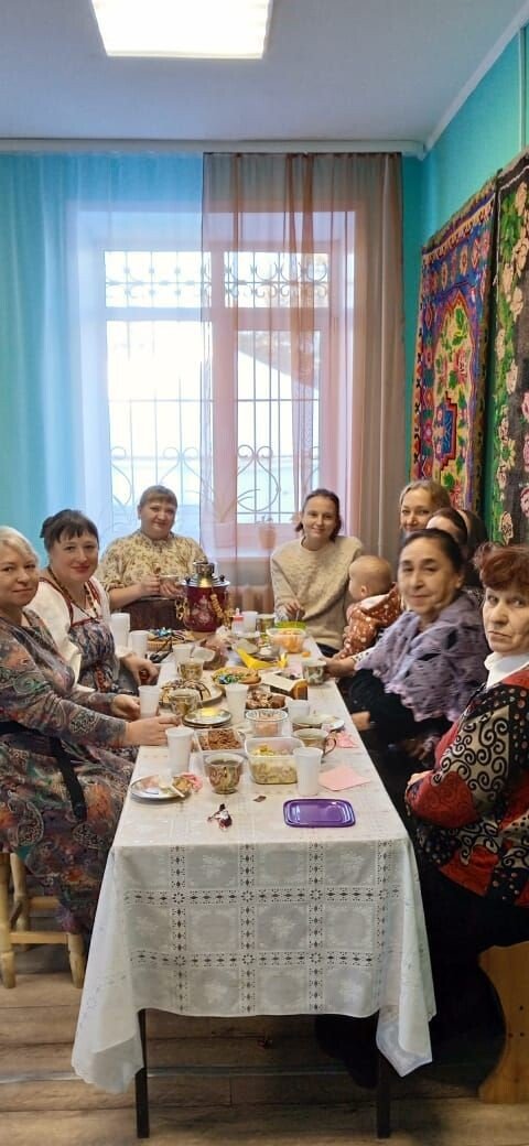 Посиделки ко Дню матери