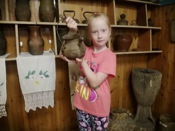 Экскурсия в школьный музей «Простые секреты старинных предметов»