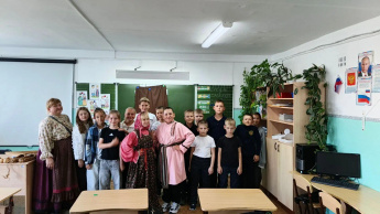 Познавательная программа «Особенности русской одежды»